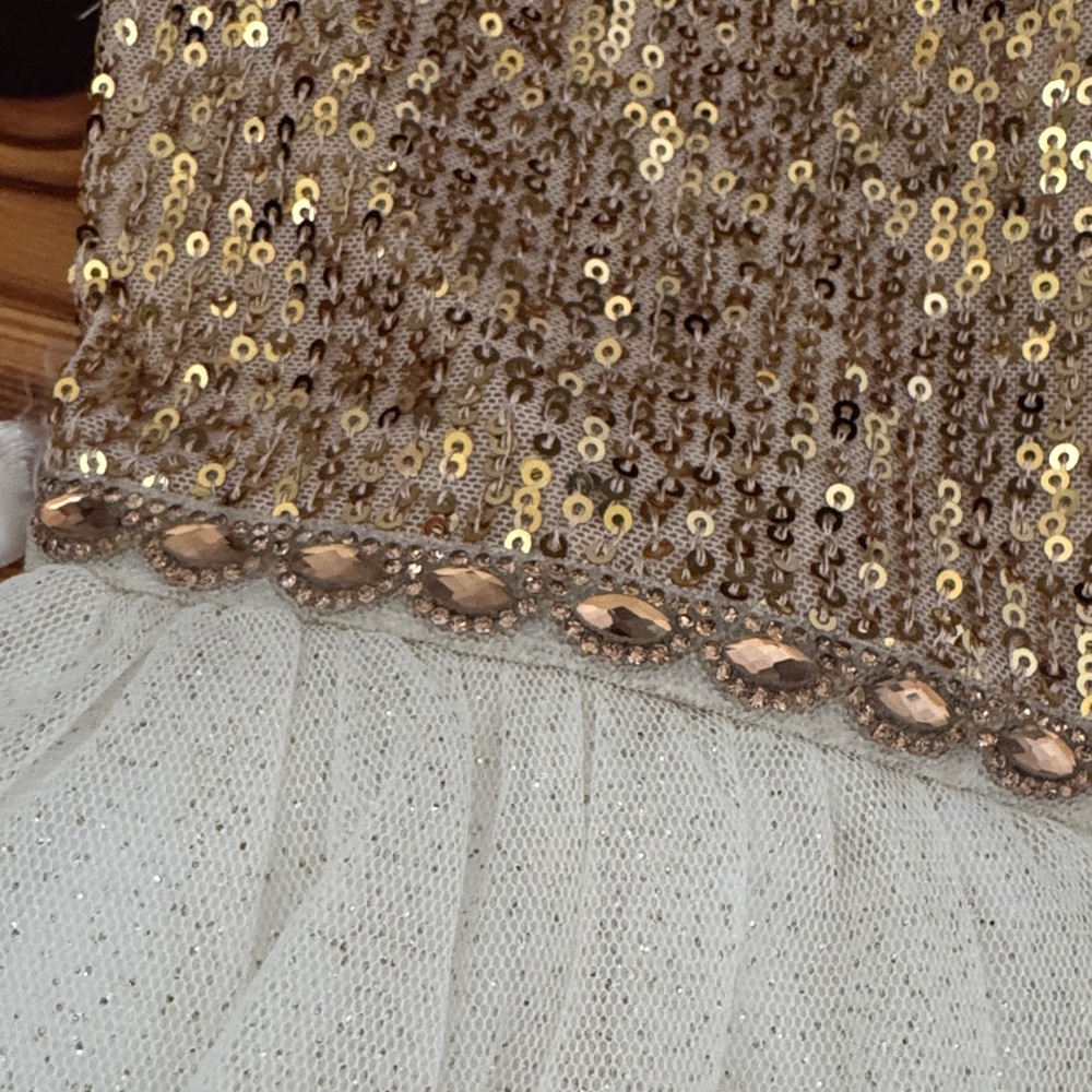 NWT Rare Editions Gold and White Formal Dress size 7 - Picture 7 of 7